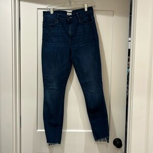 MOTHER jeans “stunner zip ankle step fray” size 30